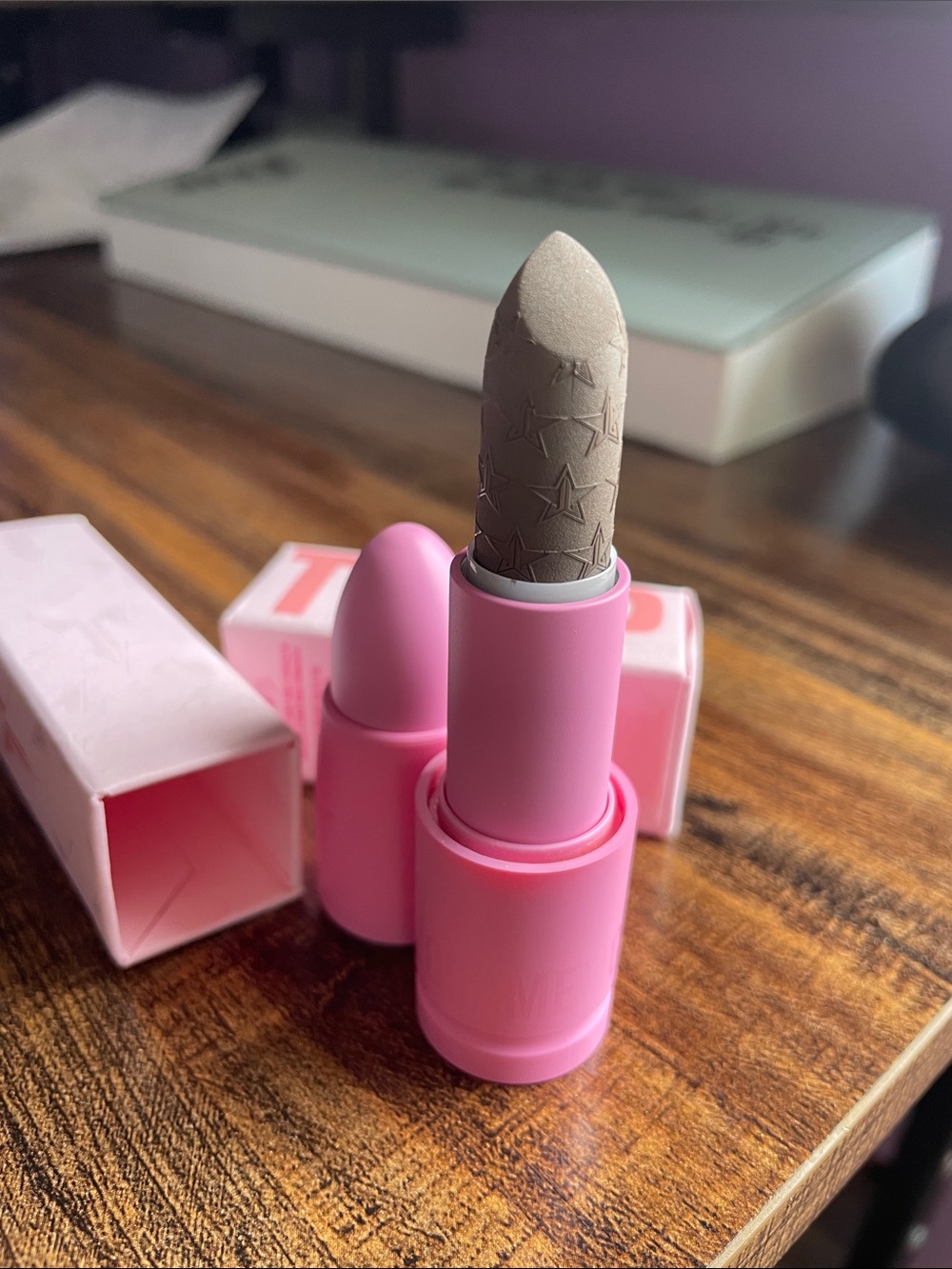 Jeffree Star Lipstick
